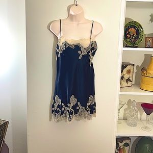 Victoria Secret slip nightie